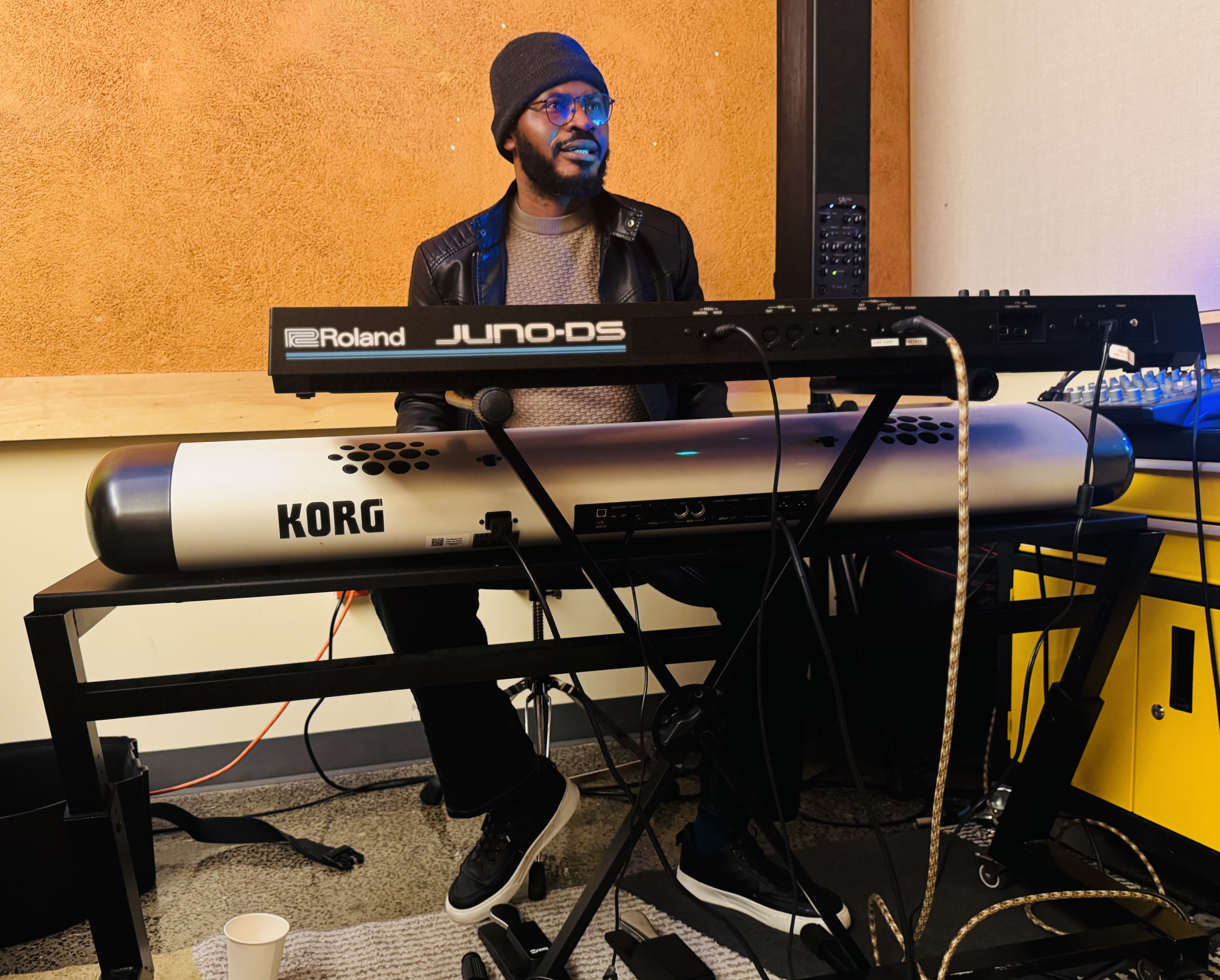 Thr3 Tw2 On1 Band - Music Making